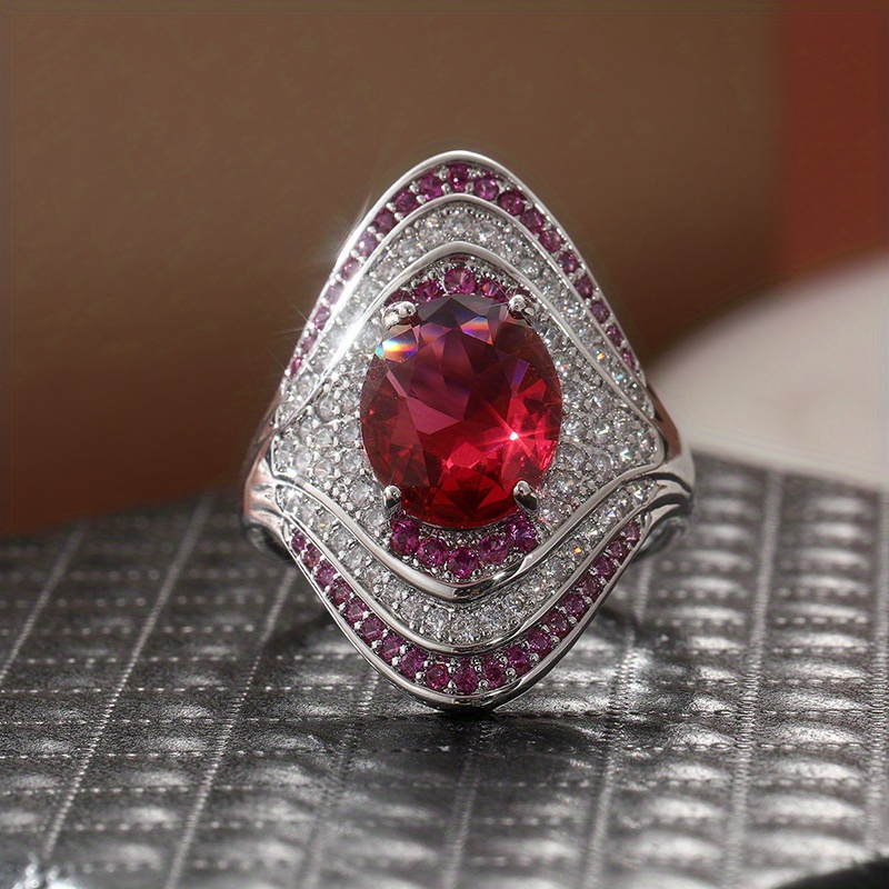 Vintage Light Luxury Court Style Halo Ring for Women